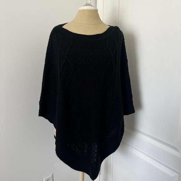 Women's Vertigo Knit Poncho - Picture 1 of 3